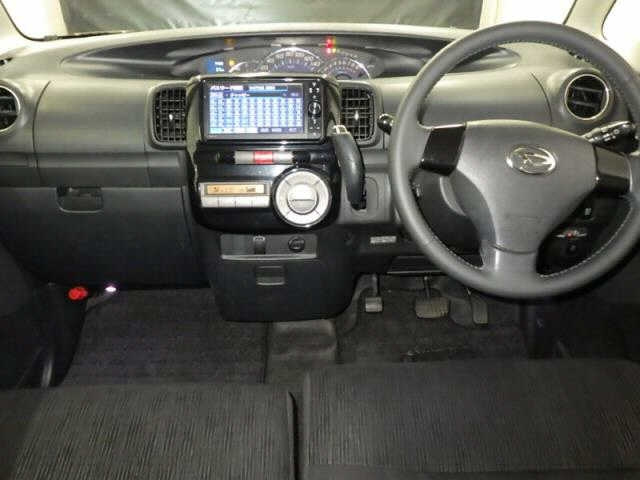 DAIHATSU TANTO 2012