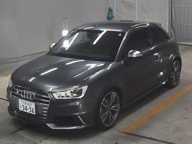 AUDI S1 2014