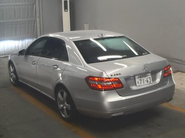 MERCEDES BENZ E CLASS 2012