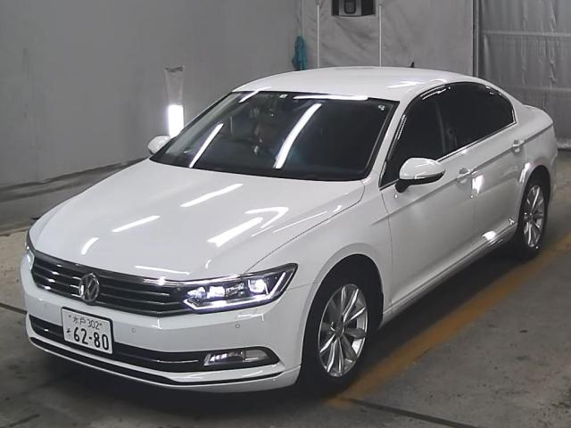 VOLKSWAGEN PASSAT 2016