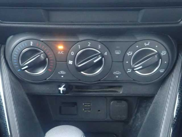 MAZDA DEMIO 2018