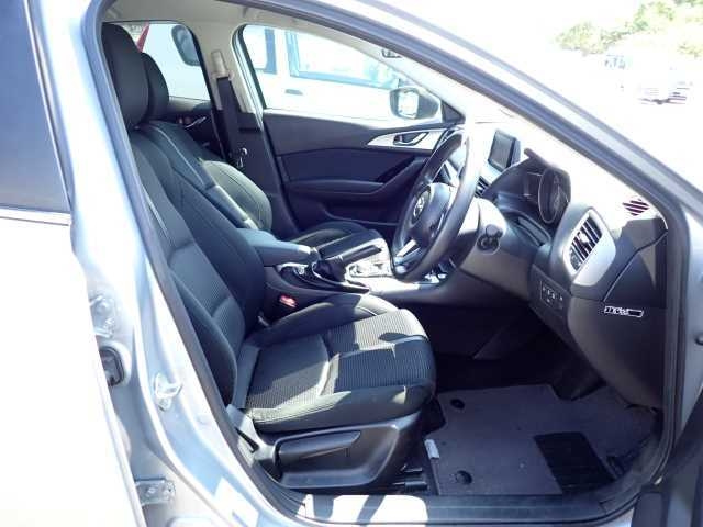 MAZDA AXELA 2018