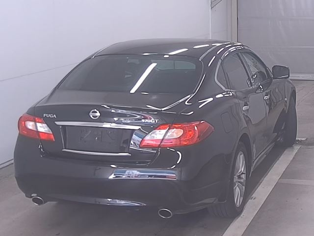 NISSAN FUGA 2011