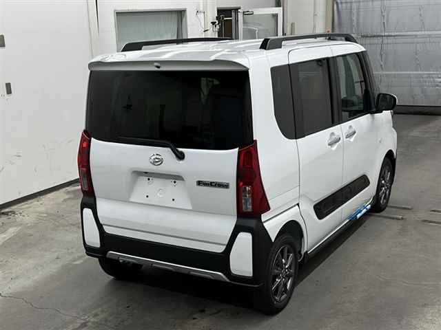 DAIHATSU TANTO 2023