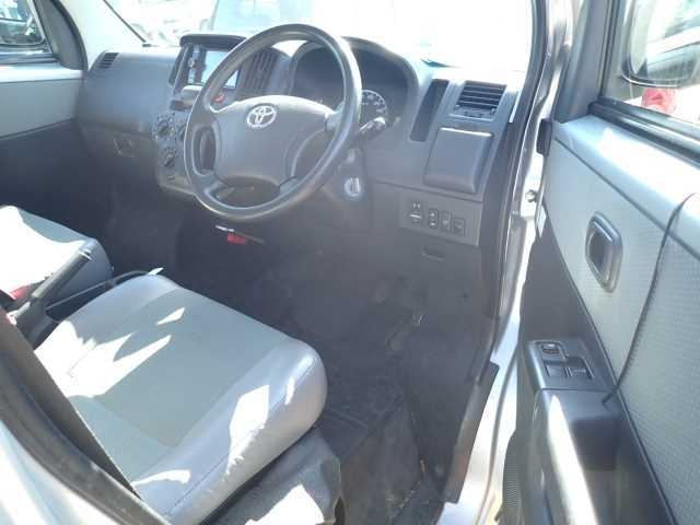 TOYOTA TOWN ACE VAN 2013