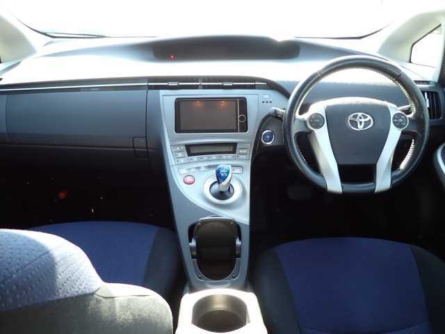TOYOTA PRIUS 2012