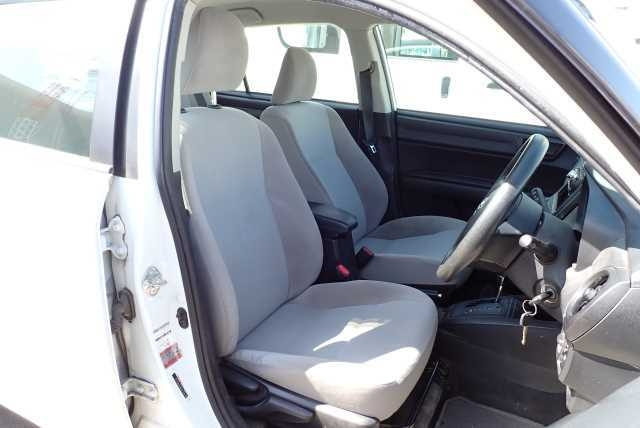 TOYOTA COROLLA AXIO 2015