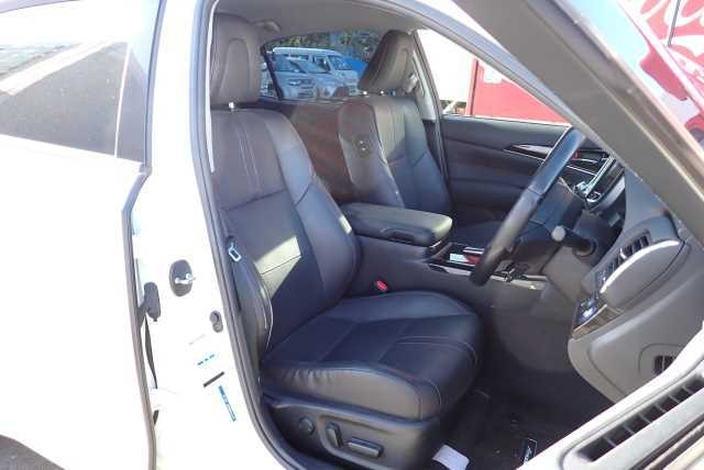 TOYOTA CROWN 2017