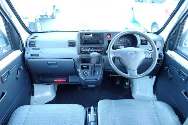 DAIHATSU HIJET VAN 2012