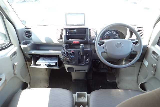 NISSAN CLIPPER VAN 2017