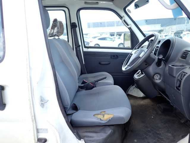 DAIHATSU HIJET VAN 2012