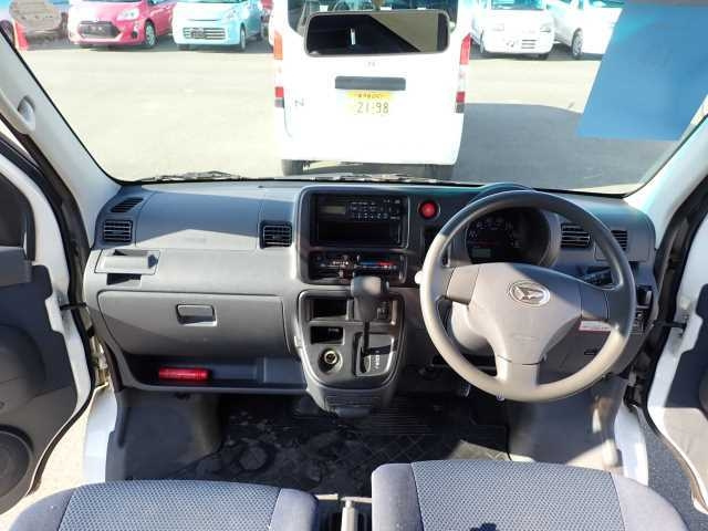 DAIHATSU HIJET VAN 2012