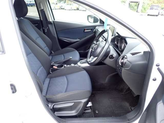 MAZDA DEMIO 2017