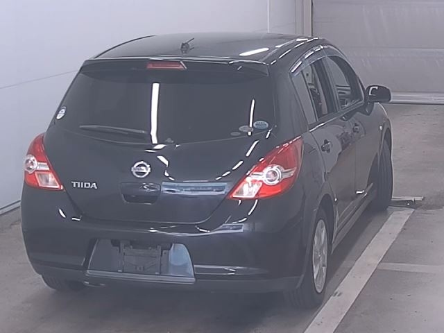NISSAN TIIDA 2009