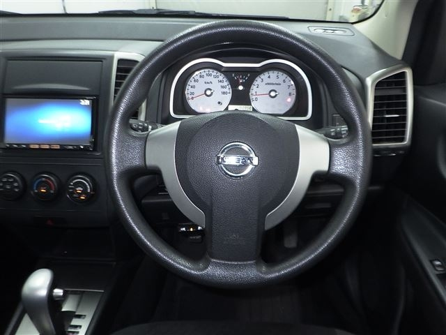 NISSAN WINGROAD 2011