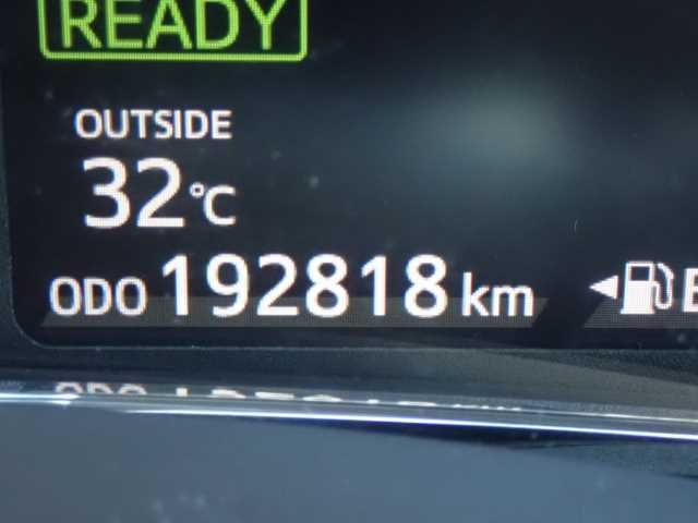 TOYOTA COROLLA FIELDER 2017