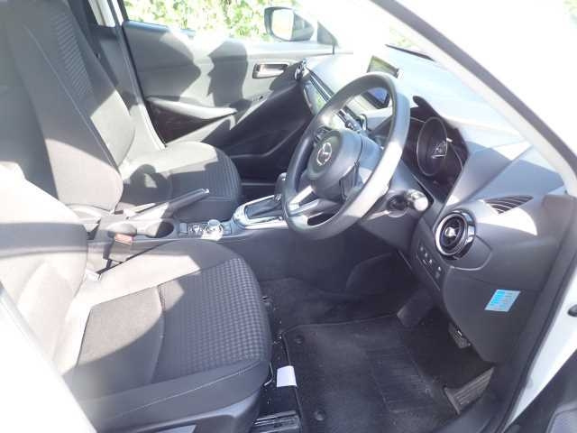 MAZDA DEMIO 2018