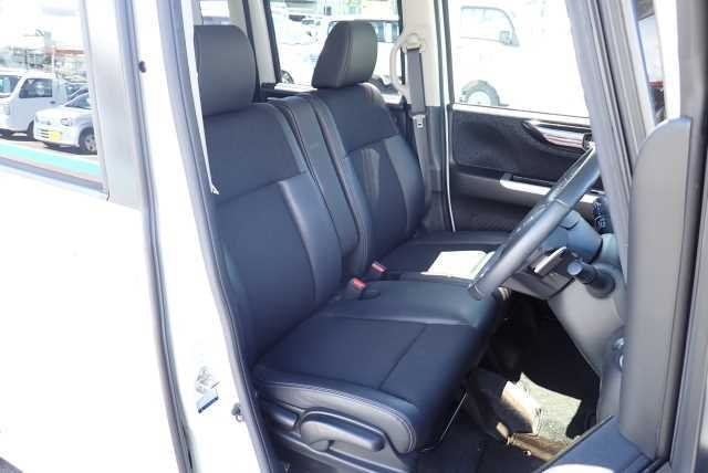 HONDA N BOX 2015