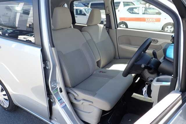 DAIHATSU MOVE 2016