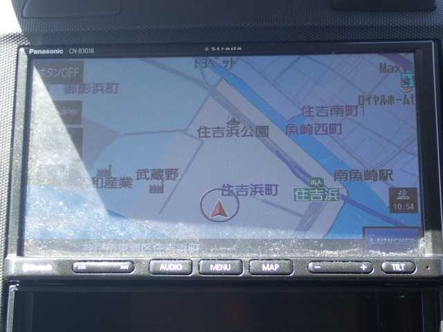 NISSAN AD 2019