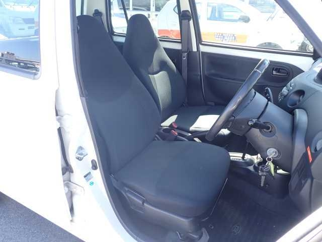 DAIHATSU ESSE 2010