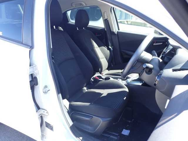 MAZDA DEMIO 2017