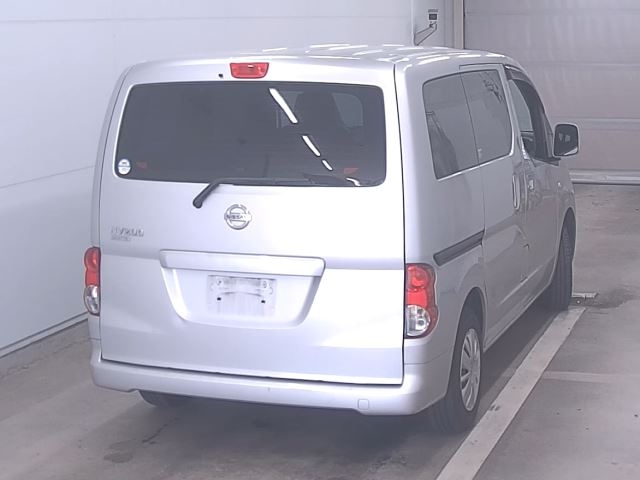 NISSAN NV200 2013