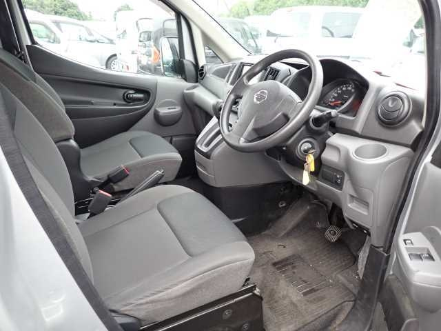NISSAN NV200 2014