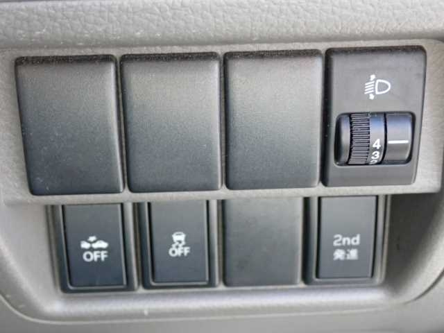 NISSAN CLIPPER VAN 2018