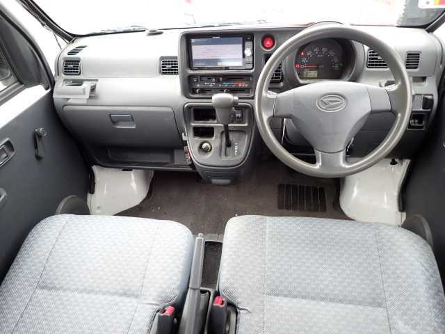 DAIHATSU HIJET VAN 2016