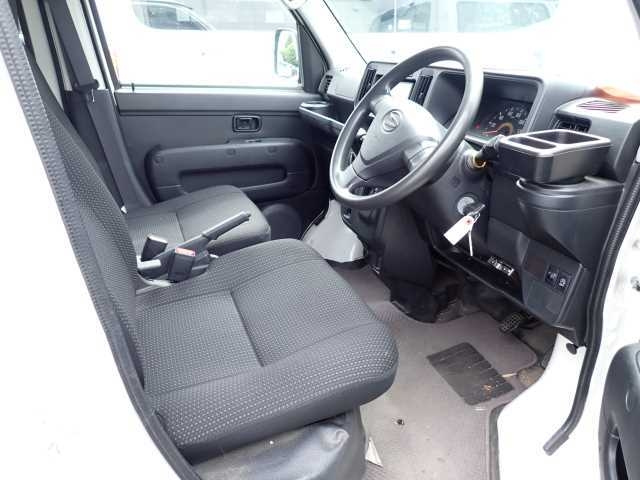 DAIHATSU HIJET VAN 2018