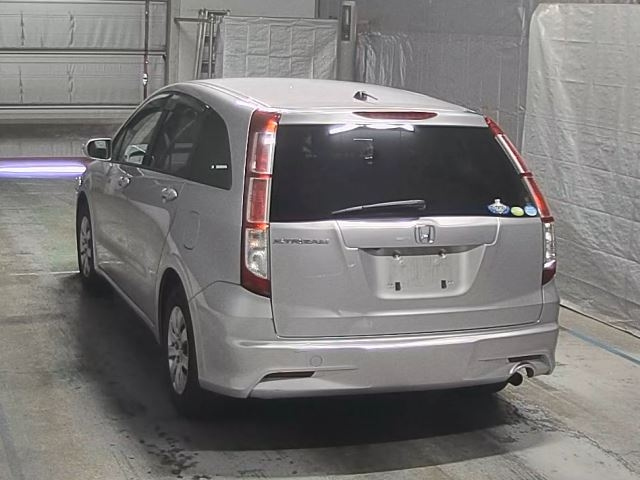HONDA STREAM 2009