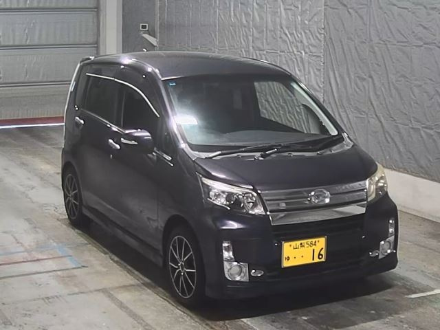 DAIHATSU MOVE 2013