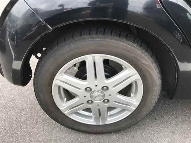 SUBARU R2 2009