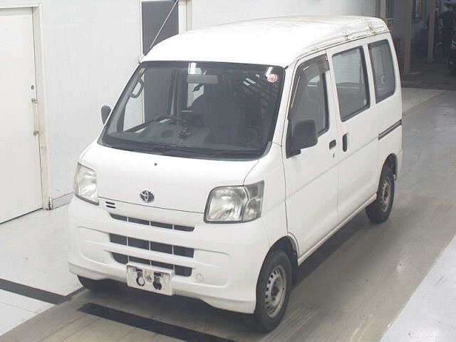 TOYOTA PIXIS VAN 2013