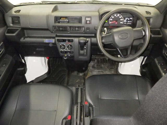 DAIHATSU HIJET VAN 2023