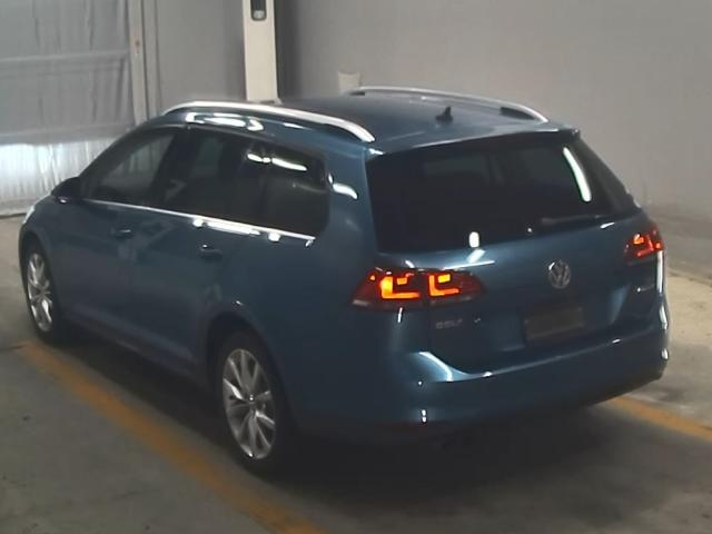 VOLKSWAGEN GOLF VARIANT 2016