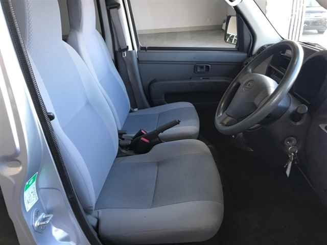 DAIHATSU HIJET VAN 2012