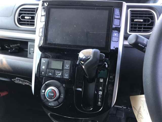 DAIHATSU TANTO 2014