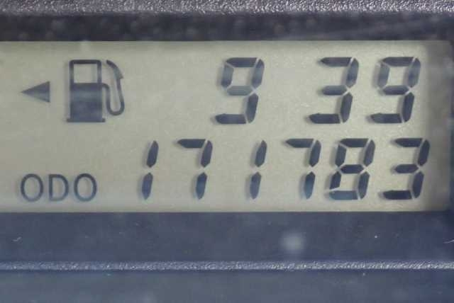 TOYOTA SUCCEED 2013