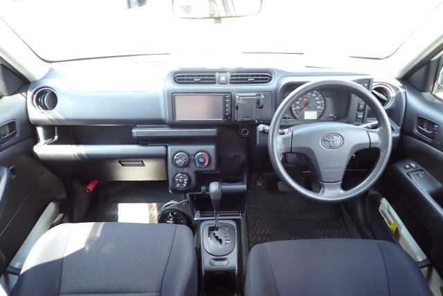 TOYOTA SUCCEED 2015