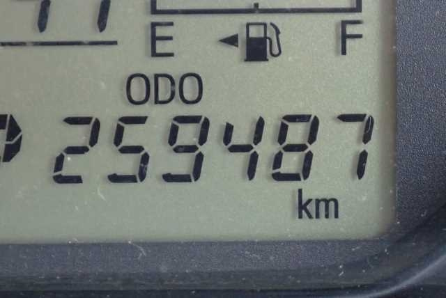 TOYOTA SUCCEED 2015