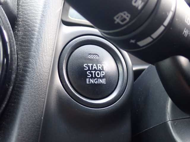 MAZDA MAZDA2 2020