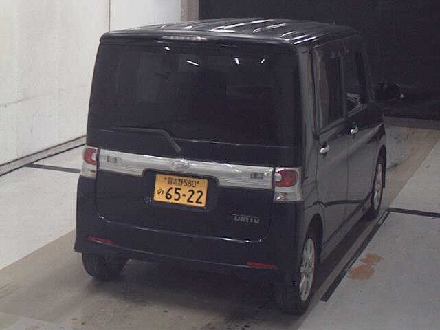 DAIHATSU TANTO 2009