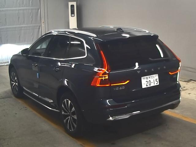 VOLVO XC60 2024