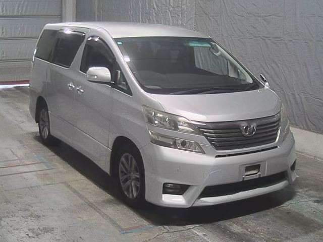 TOYOTA VELLFIRE 2008