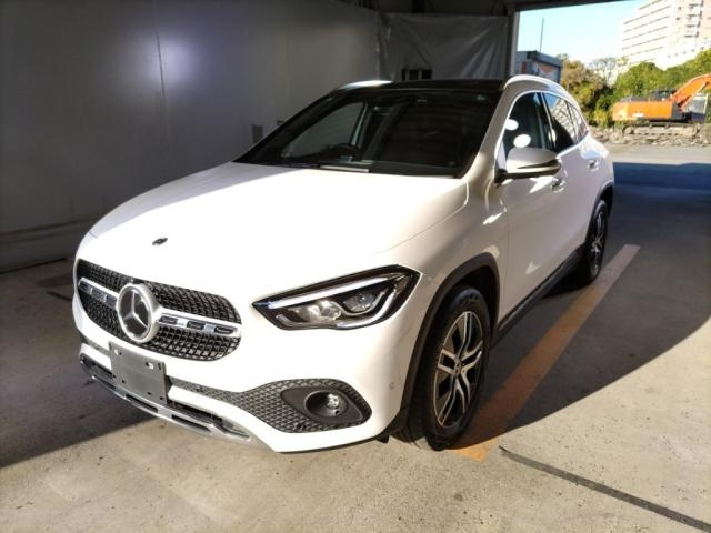 MERCEDES BENZ GLA CLASS 2020