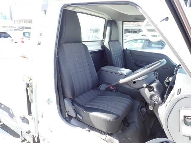 MAZDA BONGO 2019