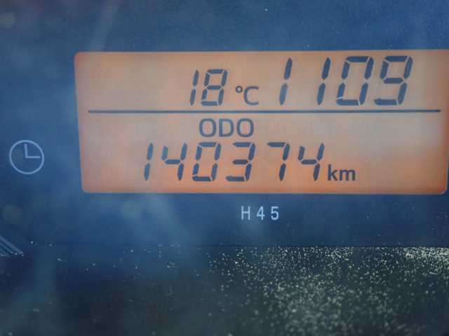 TOYOTA HIACE VAN 2017