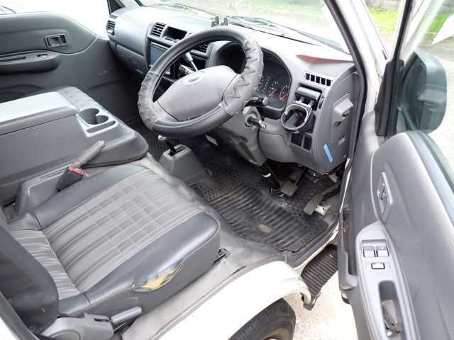 MAZDA BONGO VAN 2017